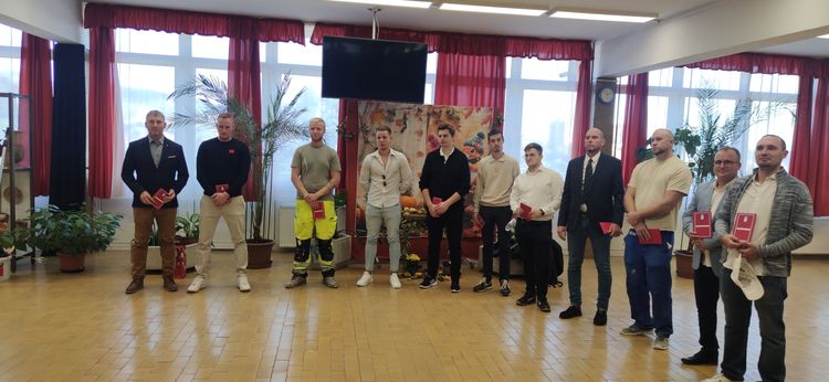 Festő, mázoló, tapétázó sikeres végzőseink !