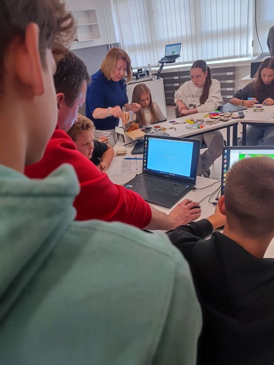 A Gyöngyösi Kálváriaparti Sport- és Általános Iskola tanulói ismerkedtek iskolánkkal a Szakképzési Pontunkon