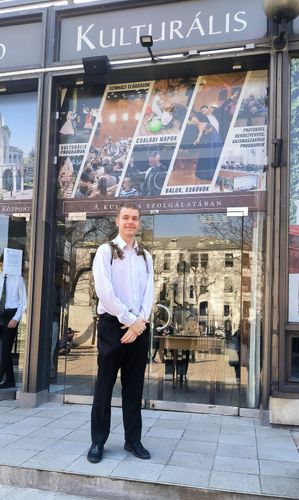 „Hazafias költészet a magyar irodalomban”